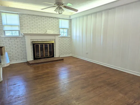 11819 W 7th St, Texarkana, TX 75501