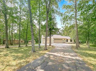 4610 S Meridian Rd, Columbia City, IN 46725