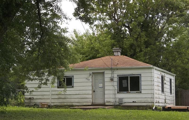 1st image of 5522 Garland Ct