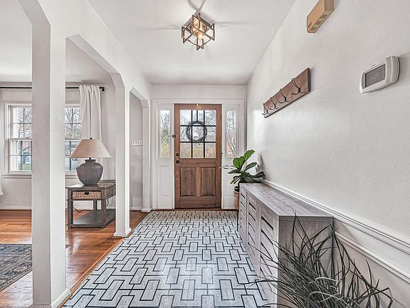 3rd image of 3610 Morning Dove Rd