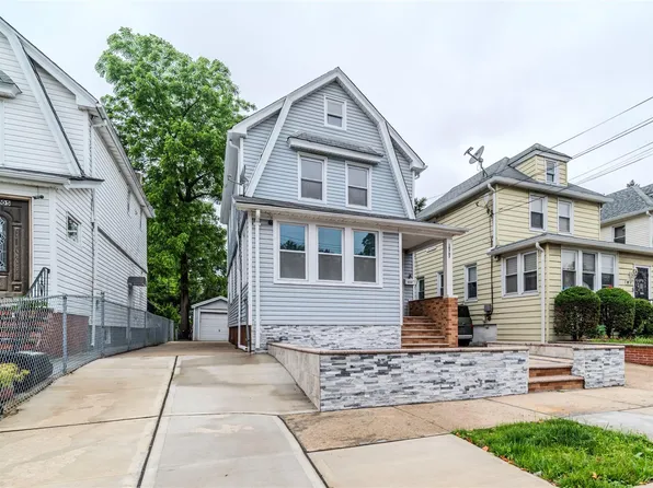 18707 Mangin Avenue, Saint Albans, NY 11412