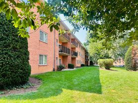 Edgewood Hill Apartments