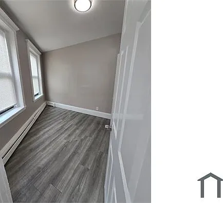 124 Central Ave — Photo 4