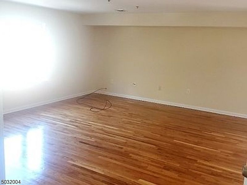 2nd image of 266 S 7th St