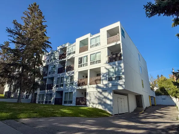 2121 17th St SW, Calgary, AB T2T 4M5