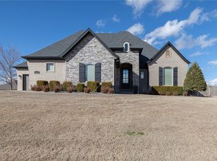 1474 Asbury Ln, Springdale, AR 72762
