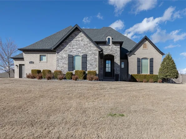 1474 Asbury Ln, Springdale, AR 72762