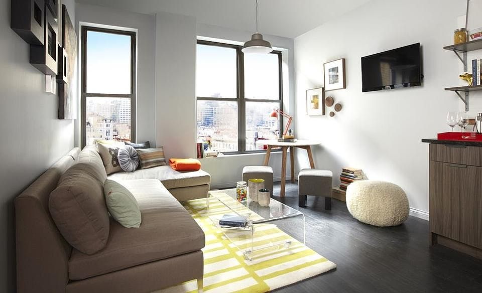 1st image of 5411 N Winthrop Ave #220