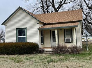 320 Maple, Moline, KS 67353