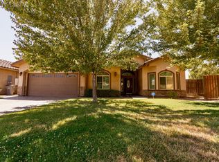 5405 N San Simone Dr, Fresno, CA
