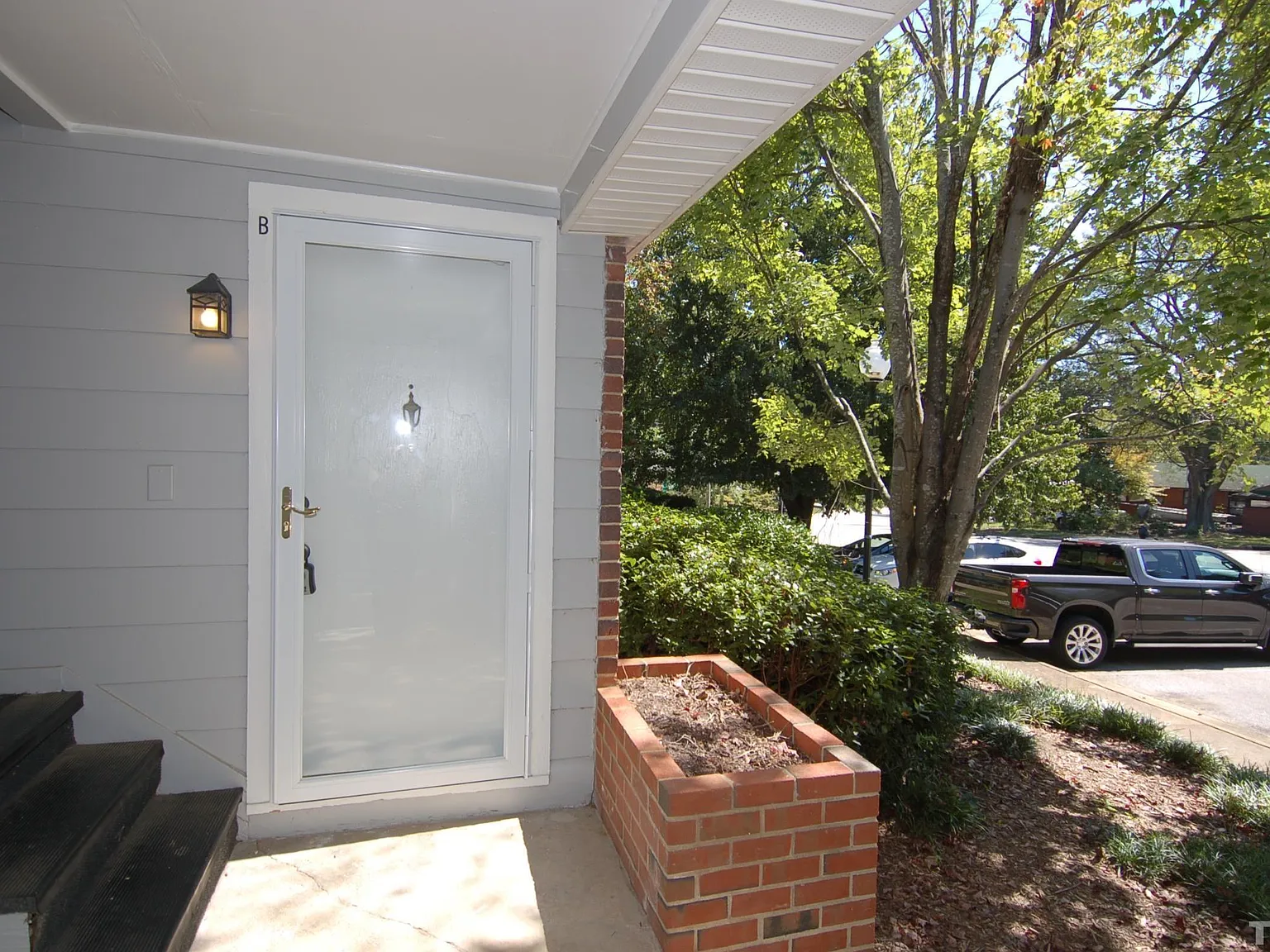 1 bed, 1.0 bath, 566 sqft, $1,300 — Photo 3