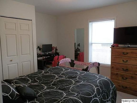 Home for Sale in Quincy, IL $64,500