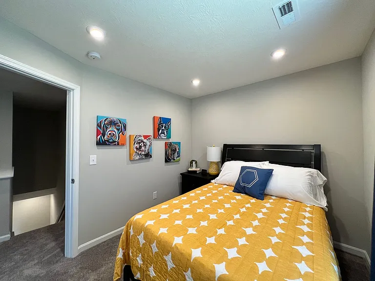 7876 Ellington Ct — Photo 16