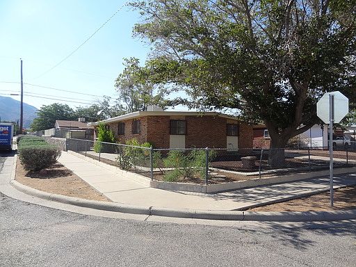 2nd image of 10301 Yellowstone St