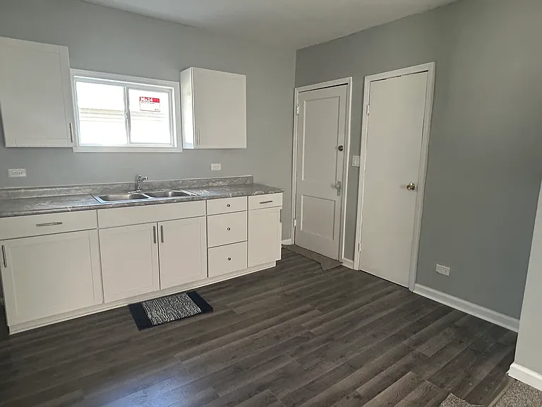 358 Arthur St #1 — Photo 3