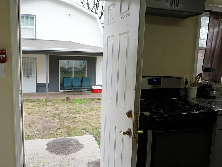1154 Central Ave #1 — Photo 18
