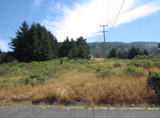 109 Vista Rd, Whitethorn, CA 95589