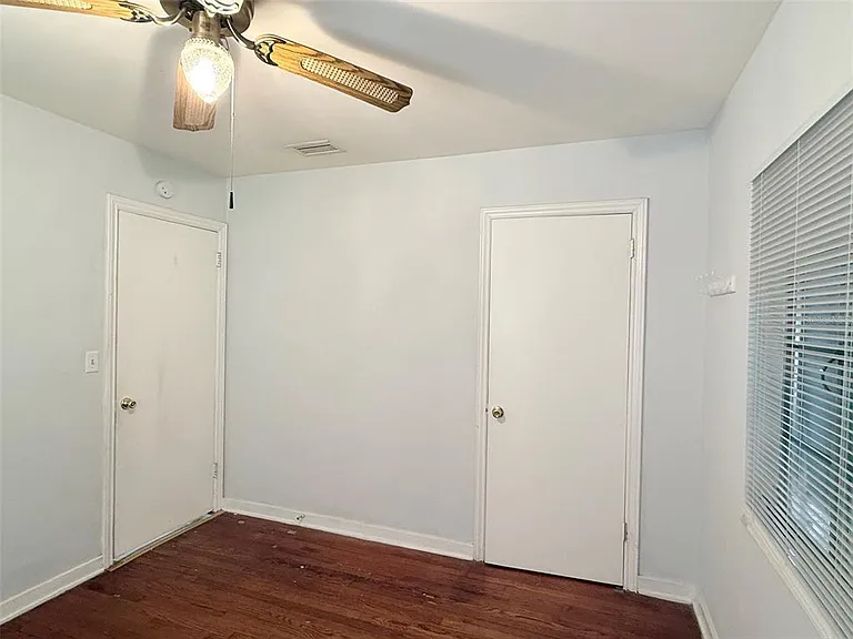 4935 Emerson Ave S — Photo 19
