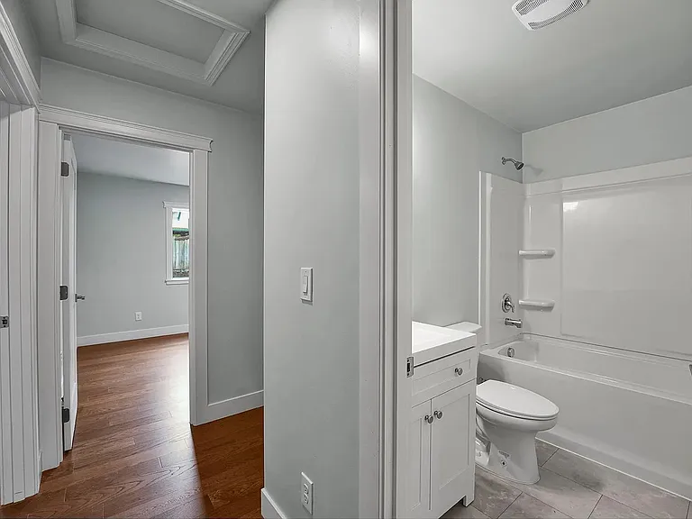 5356 SE 44th Ave — Photo 11