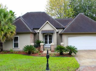 101 La Maison Belle Dr, Denham Springs, LA 70726