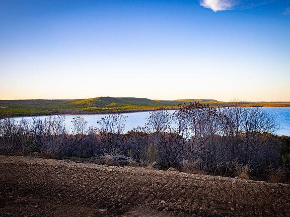 5th image of Clearwater Point