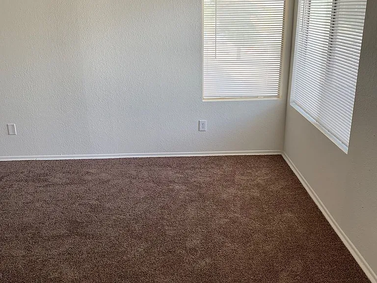 16221 Apple Valley Rd — Photo 21