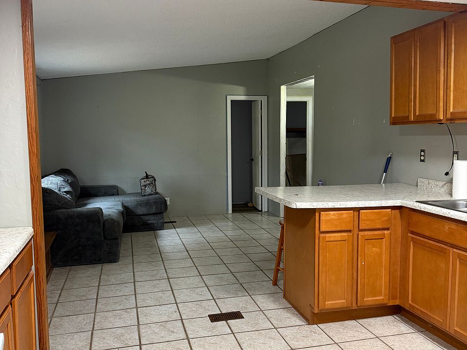 1st image of 1161 Pineview Rd