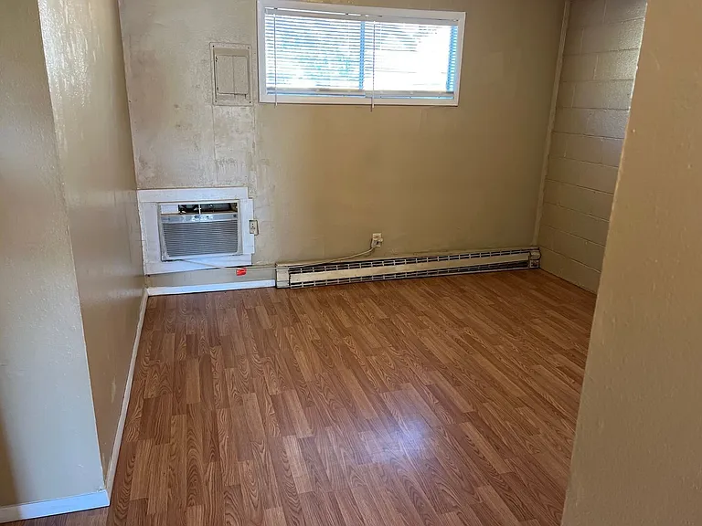 1200 Trimble Ave — Photo 6
