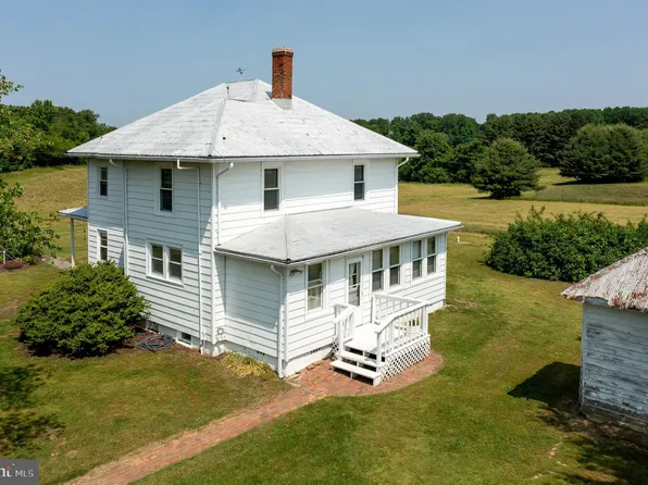 617 W Chesapeake Beach Rd, Owings, MD 20736