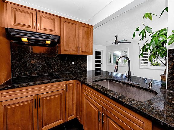 5th image of 1744 HARBOR CIRCLE E