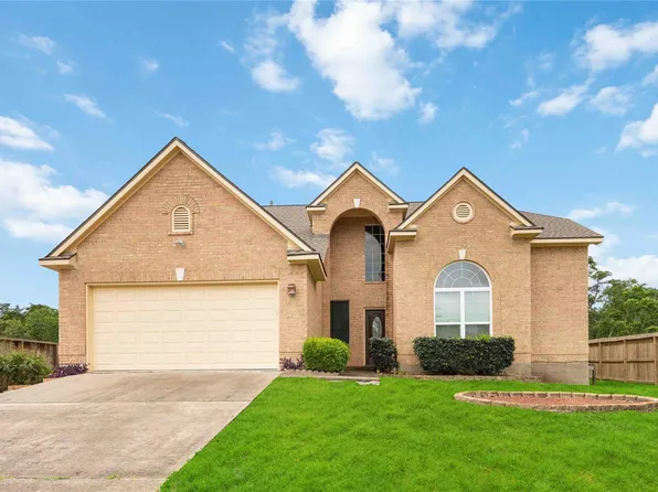 5498 Appleblossom Ln, Friendswood, TX 77546
