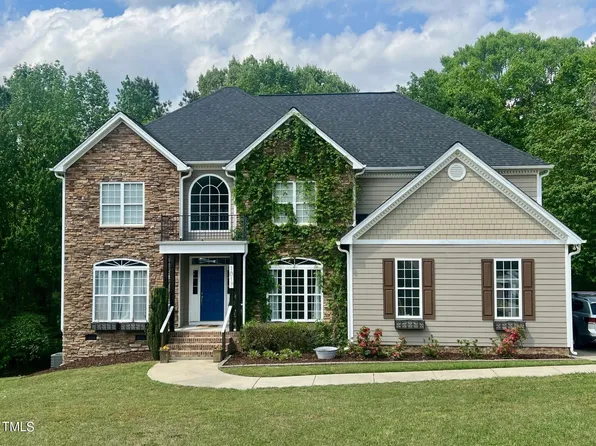 1017 River Chase Dr, Raleigh, NC 27610