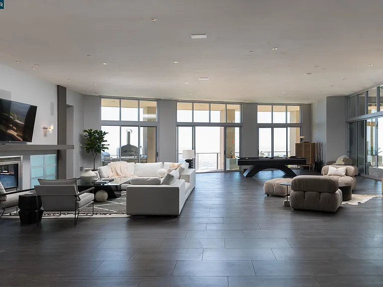 13367 Campus Dr — Photo 14
