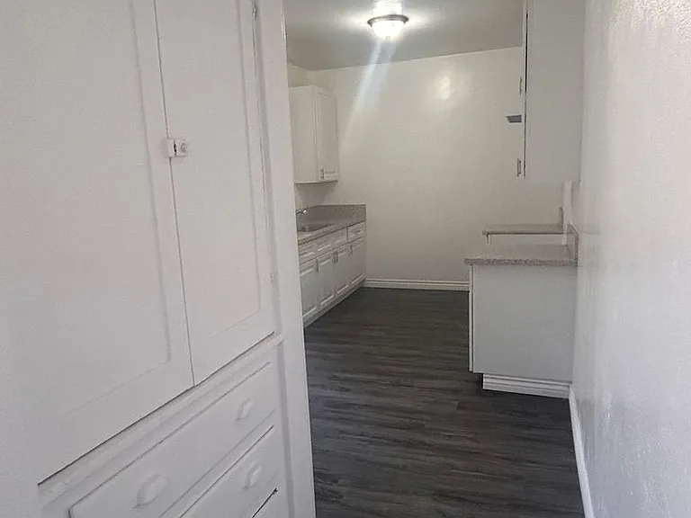 339 W Arden Ave — Photo 8
