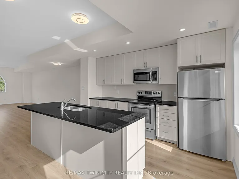 677 Park Rd N #17 — Photo 19