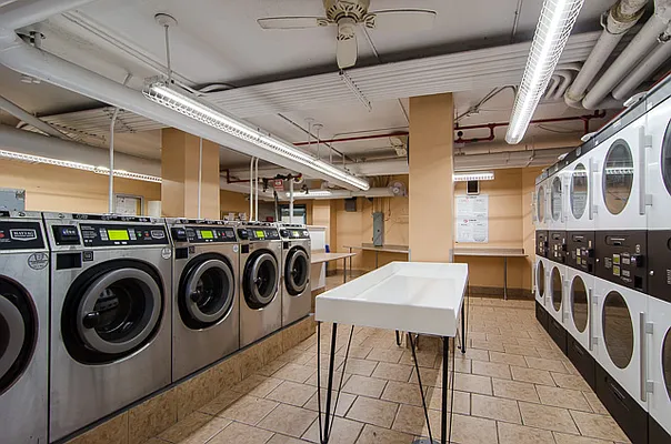 Sold by Ines Guerra Realty, Inc. | media 25