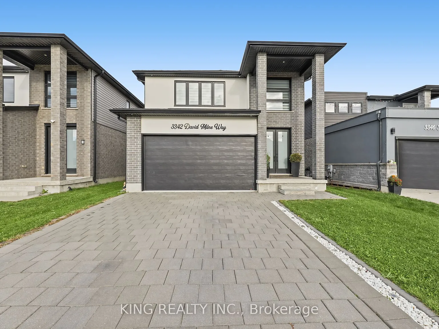 4 bed, $3,200 — Photo 2