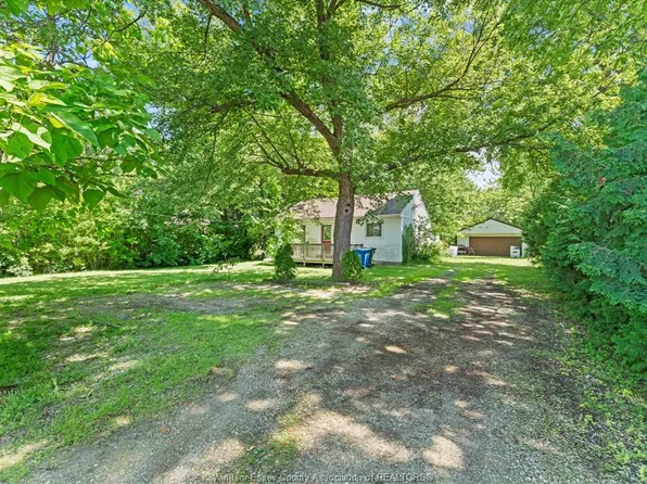 3555 County Road 42, Windsor, ON N9A 6J3