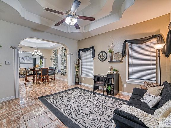 3rd image of 1402 La Ciniega Dr #0