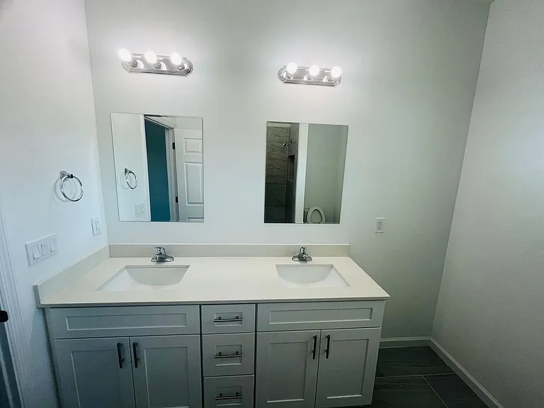 2804 67th St W — Photo 12