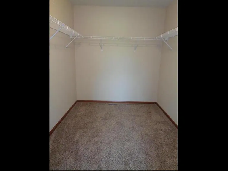 5244 Foxfield Dr NW — Photo 4