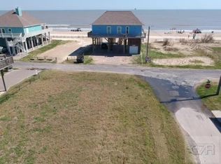 1243 Gulf Rd, Crystal Beach, TX 77650