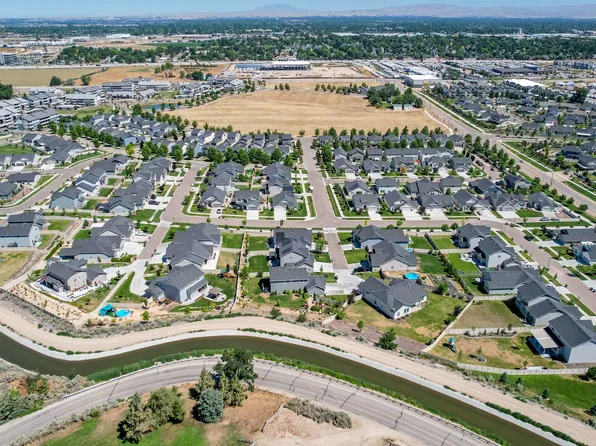 Homes Available Soon, Southridge