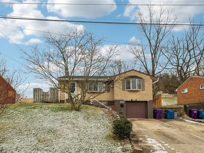 300 Sherrie Dr, Pittsburgh, PA, 15239