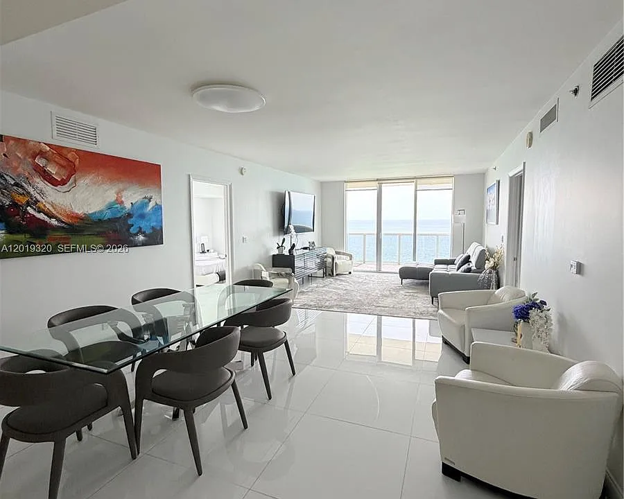 1800 S Ocean Dr #3002