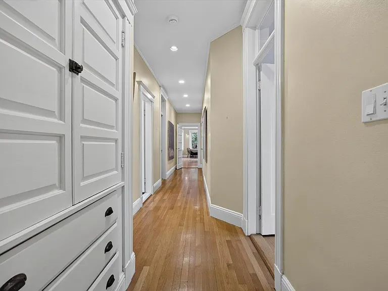 138 Sewall Ave #C — Photo 33