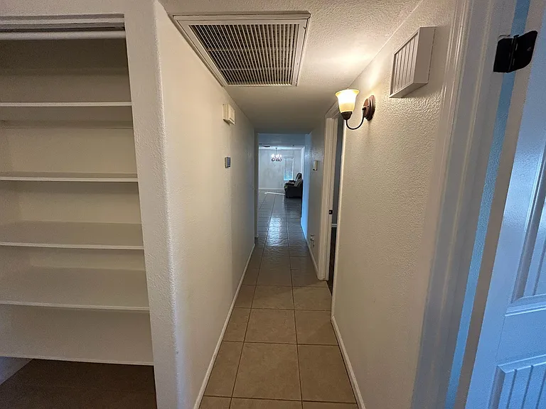 2933 W Muriel Dr — Photo 27