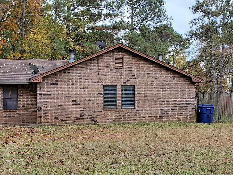 1st image of 107 Ezzard St #107