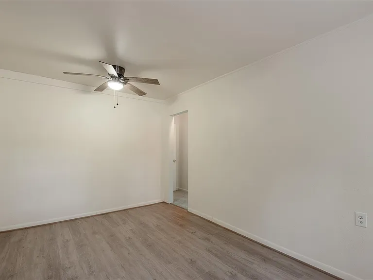 712 Cline St #D — Photo 6