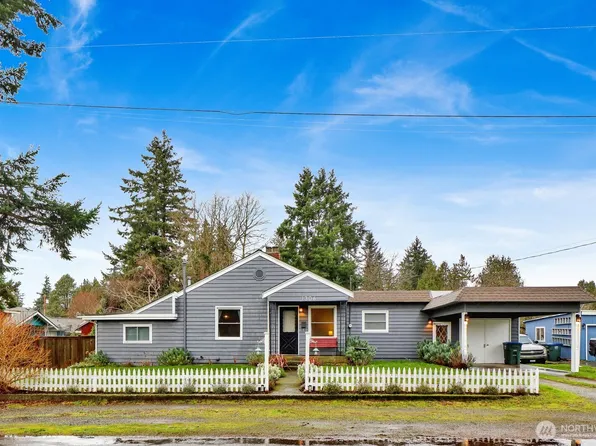 1306 W Oregon Street, Bellingham, WA 98225